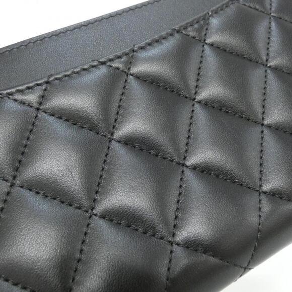 Classic small flap wallet - Lambskin & gold-tone metal  CHANEL Black Wallet
